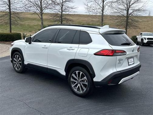 2023 Toyota Corolla Cross XLE