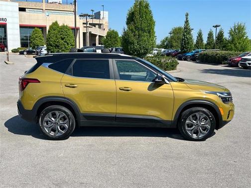 2024 Kia Seltos S