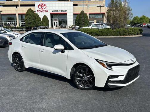 Pear 2024 Toyota Corolla SE