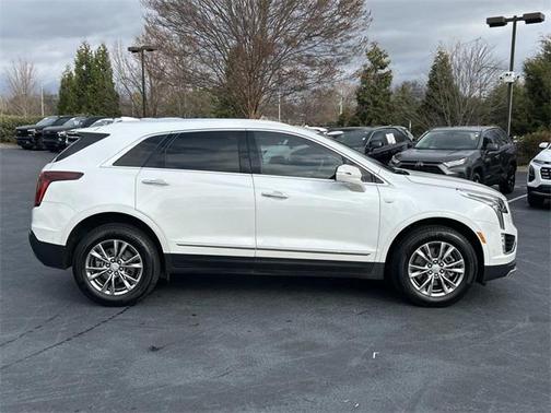 2022 Cadillac XT5 Premium Luxury