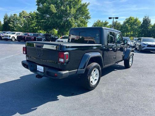 Black Clearcoat 2022 Jeep Gladiator Sport S