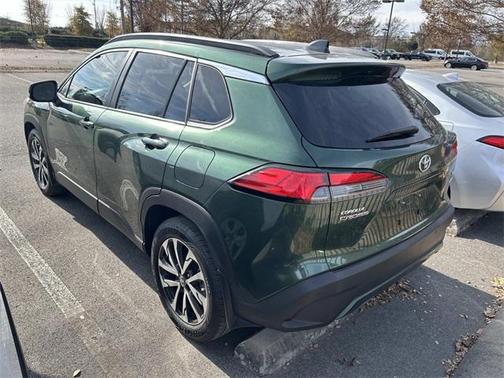 2025 Toyota Corolla Cross XLE