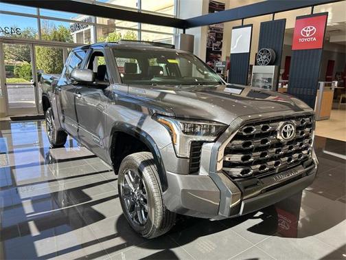 2026 Toyota Tundra Hybrid Platinum
