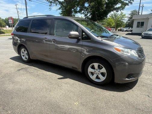 2012 Toyota Sienna LE
