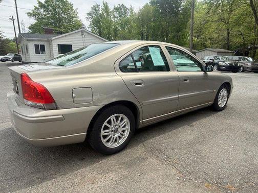 2005 Volvo S60 2.4