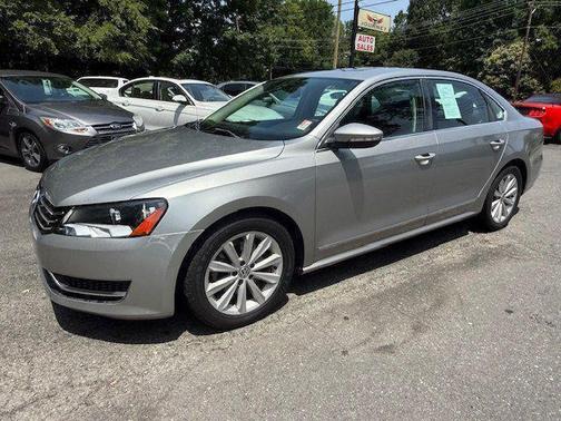 2012 Volkswagen Passat 2.5 SEL