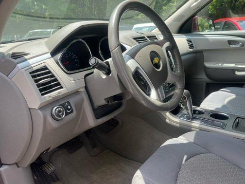 2011 Chevrolet Traverse 2LT