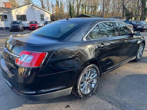2011 Ford Taurus Limited