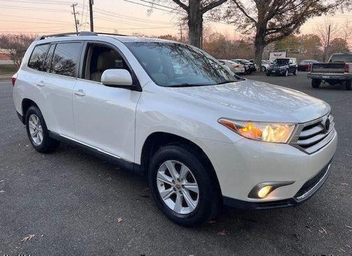 2013 Toyota Highlander 4WD 4dr V6