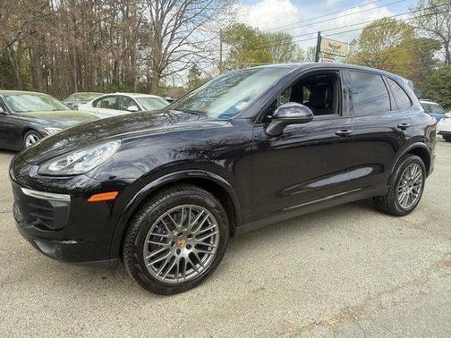 2017 Porsche Cayenne Platinum Edition