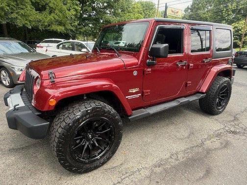 2013 Jeep Wrangler Unlimited 4WD 4dr Sahara