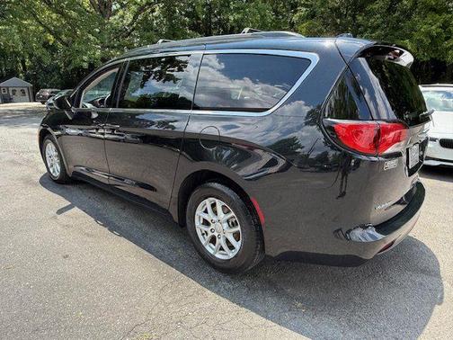 2020 Chrysler Voyager LXI