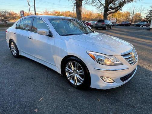 2014 Hyundai Genesis 3.8