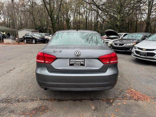 2014 Volkswagen Passat 2.5L S