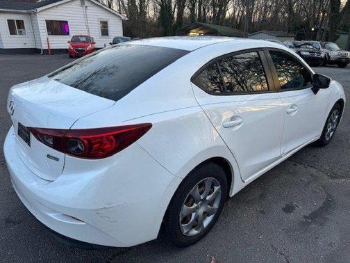 2015 Mazda Mazda3 4dr Sdn Auto i Sport