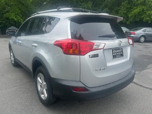 Classic Silver Metallic 2013 Toyota RAV4 FWD 4dr XLE (Natl)