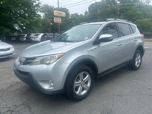 Classic Silver Metallic 2013 Toyota RAV4 FWD 4dr XLE (Natl)
