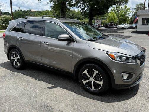 2016 Kia Sorento EX