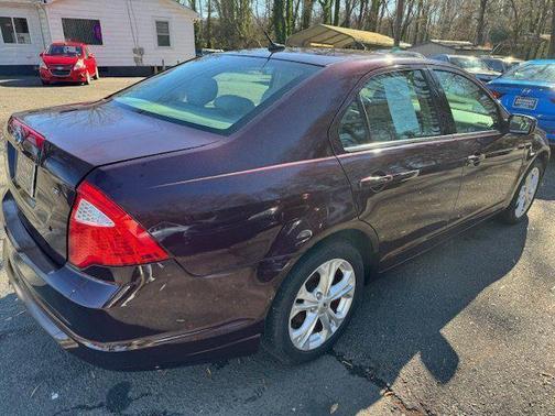 2012 Ford Fusion SE