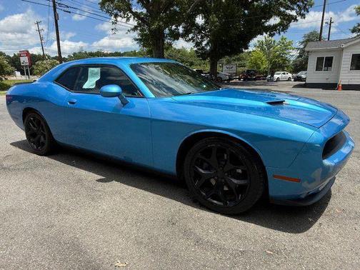 2015 Dodge Challenger SXT Plus