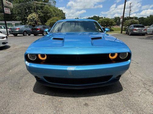 2015 Dodge Challenger SXT Plus