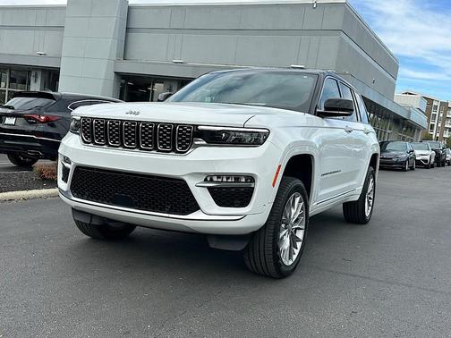 2024 Jeep Grand Cherokee Summit