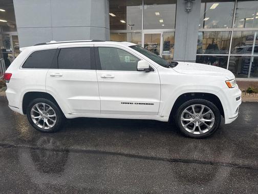 2020 Jeep Grand Cherokee Summit