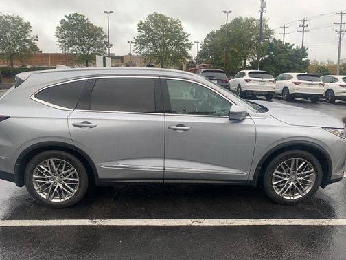 2022 Acura MDX Advance