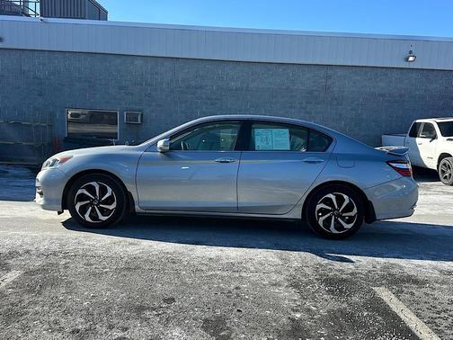 2017 Honda Accord EX