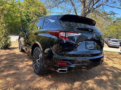 2025 Acura RDX Advance Package