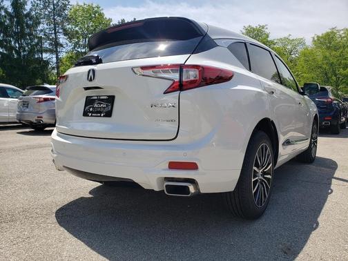 Platinum White Pearl 2026 Acura RDX ADVANCE PACKAGE