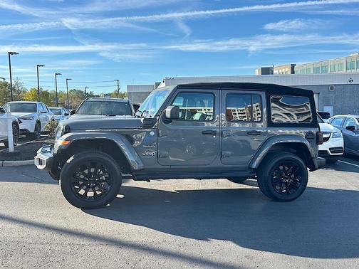 2023 Jeep Wrangler 4xe Sahara