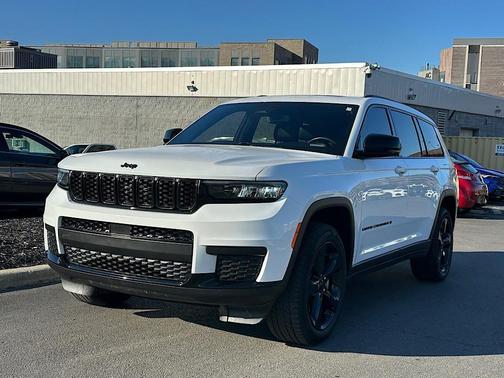 2021 Jeep Grand Cherokee L Laredo