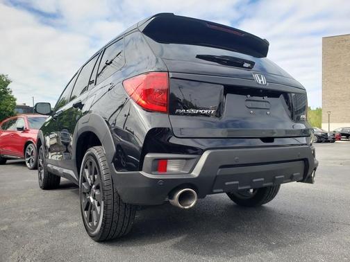 Crystal Black Pearl 2023 Honda Passport EX-L