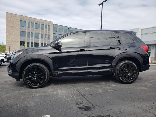 Crystal Black Pearl 2023 Honda Passport EX-L