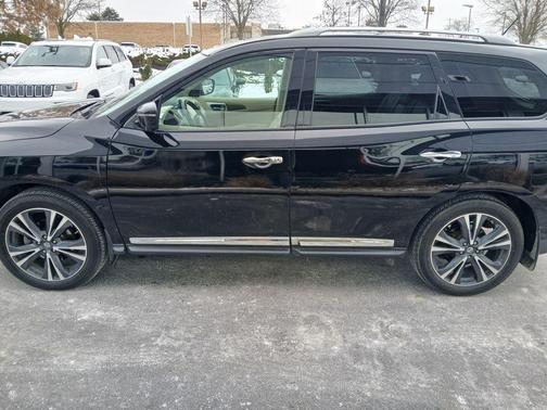 2018 Nissan Pathfinder Platinum