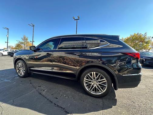 2023 Acura MDX Advance