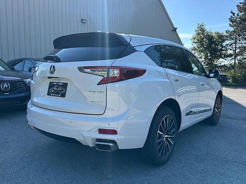 2025 Acura RDX Advance Package