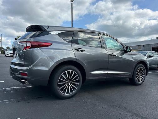 2025 Acura RDX Advance Package