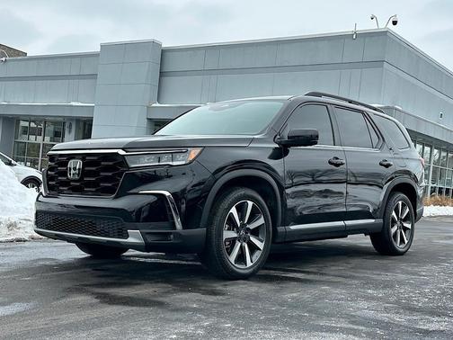 2023 Honda Pilot Touring