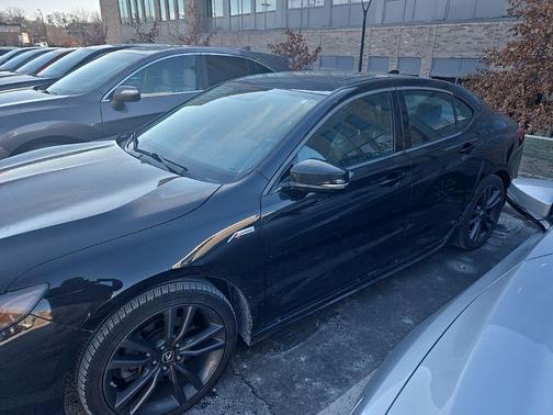 2019 Acura TLX Technology & A-Spec