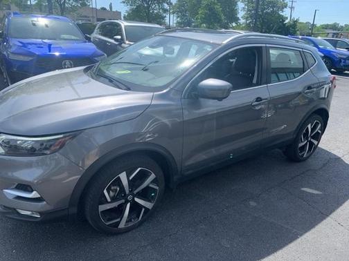 2022 Nissan Rogue Sport SL