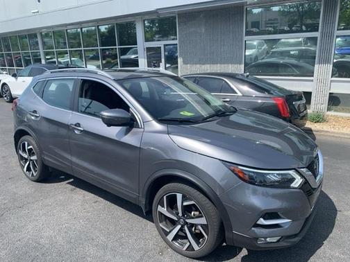 2022 Nissan Rogue Sport SL