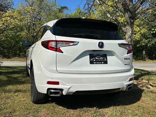 2025 Acura RDX Advance Package