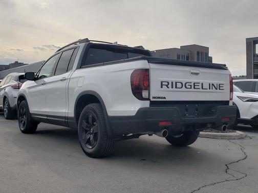 2025 Honda Ridgeline Black Edition