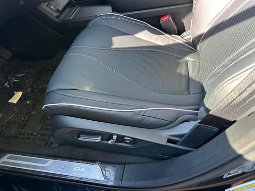 2025 Acura RDX Advance Package