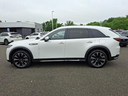 2024 Mazda CX-90 PHEV Premium Plus