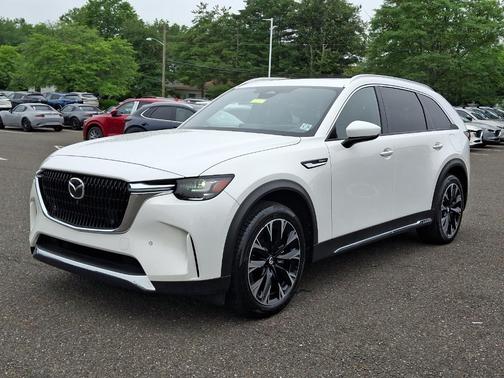 2024 Mazda CX-90 PHEV Premium Plus