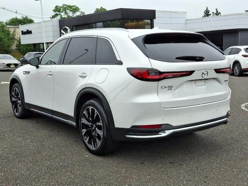 2024 Mazda CX-90 PHEV Premium Plus