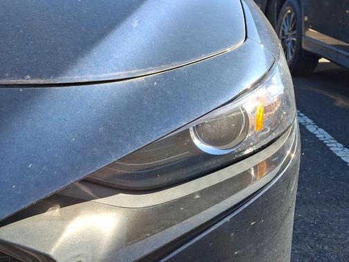 2023 Mazda Mazda3 FWD w/Preferred Package